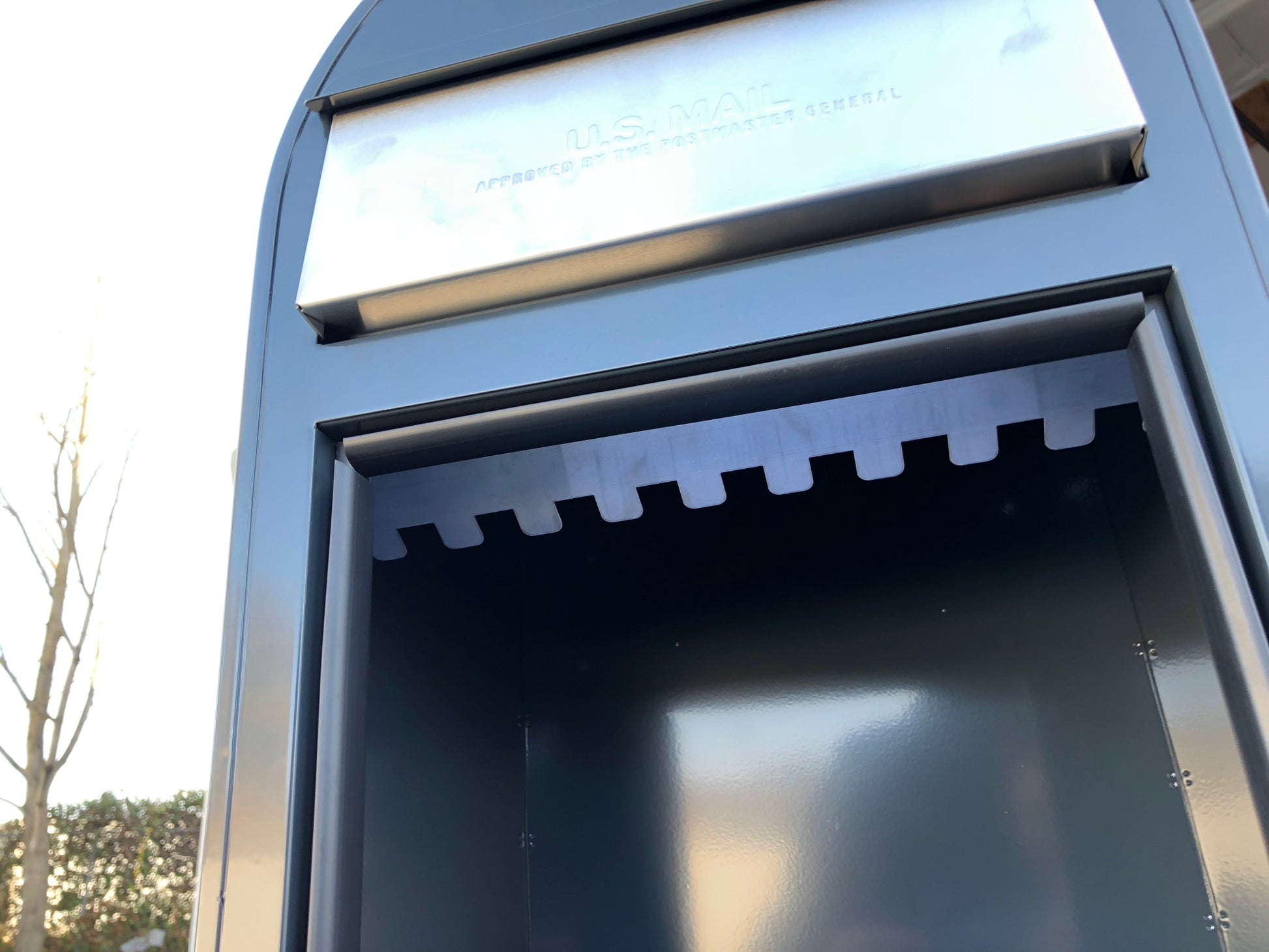 Bobi Jumbo Front Access Modern Locking Package Mailbox and Round Post Combo – Multiple Color Options